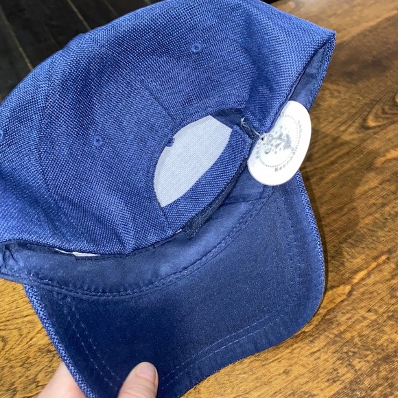 Ball Cap Hand Embroidered Space Head - Picture 2 of 2